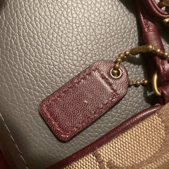 Coach Wristlet - Picture 6 of 9